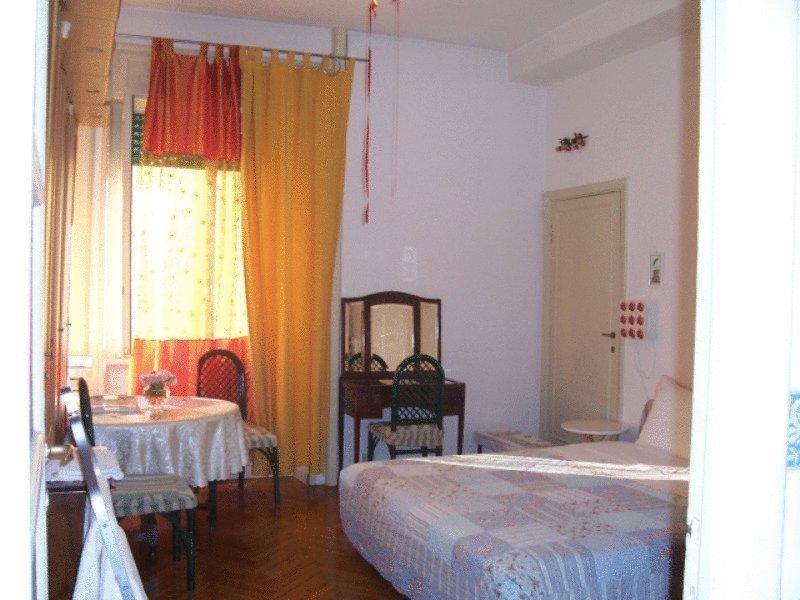 Milan Hotel Esterno foto